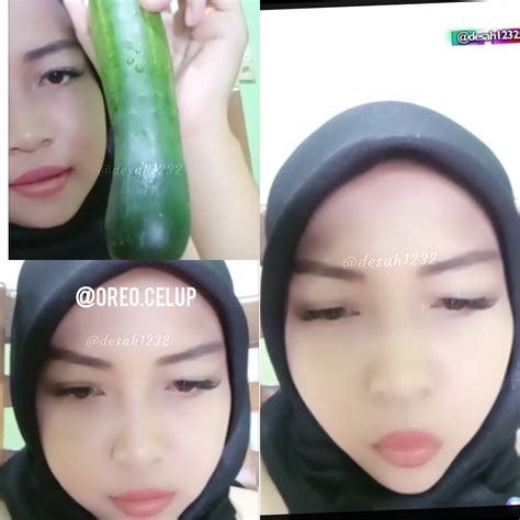 colmek.com|Adek Jilbab Colmek Pake Timun